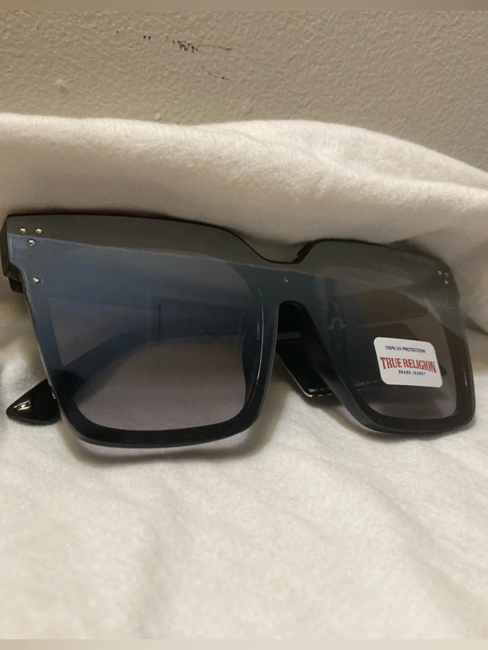 NWT True Religion Black Square Sunglasses with Stud Detailing